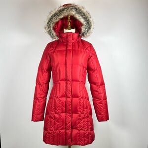 Eddie Bauer Women’s Lodge Down Parka with detachable hood. XS Red